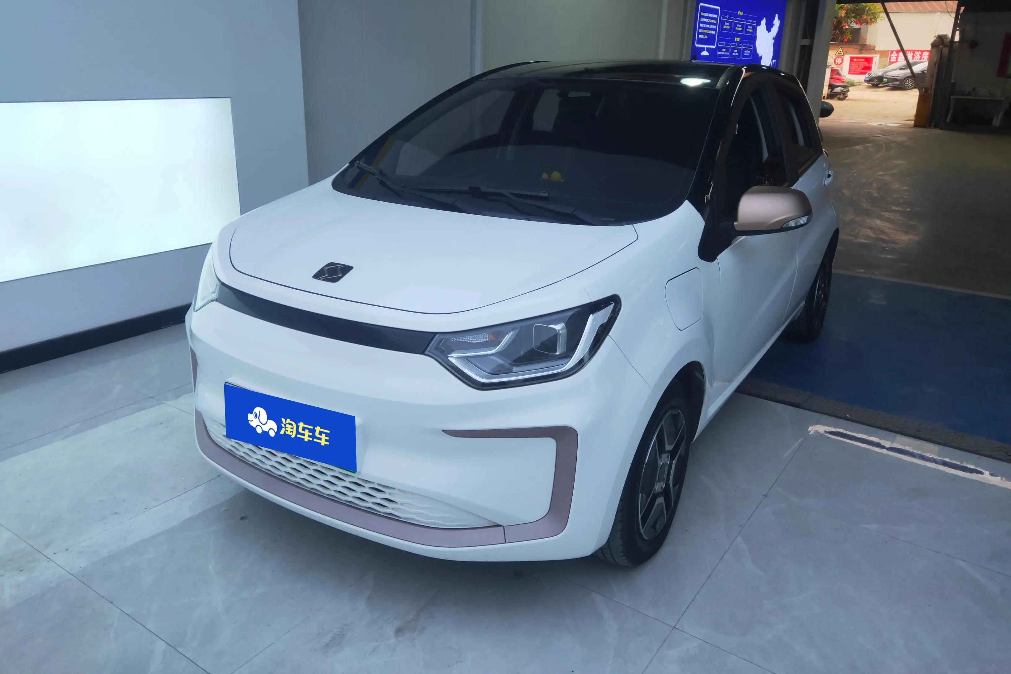 JAC (Sihao) Sihao Flower Fairy  из Китая