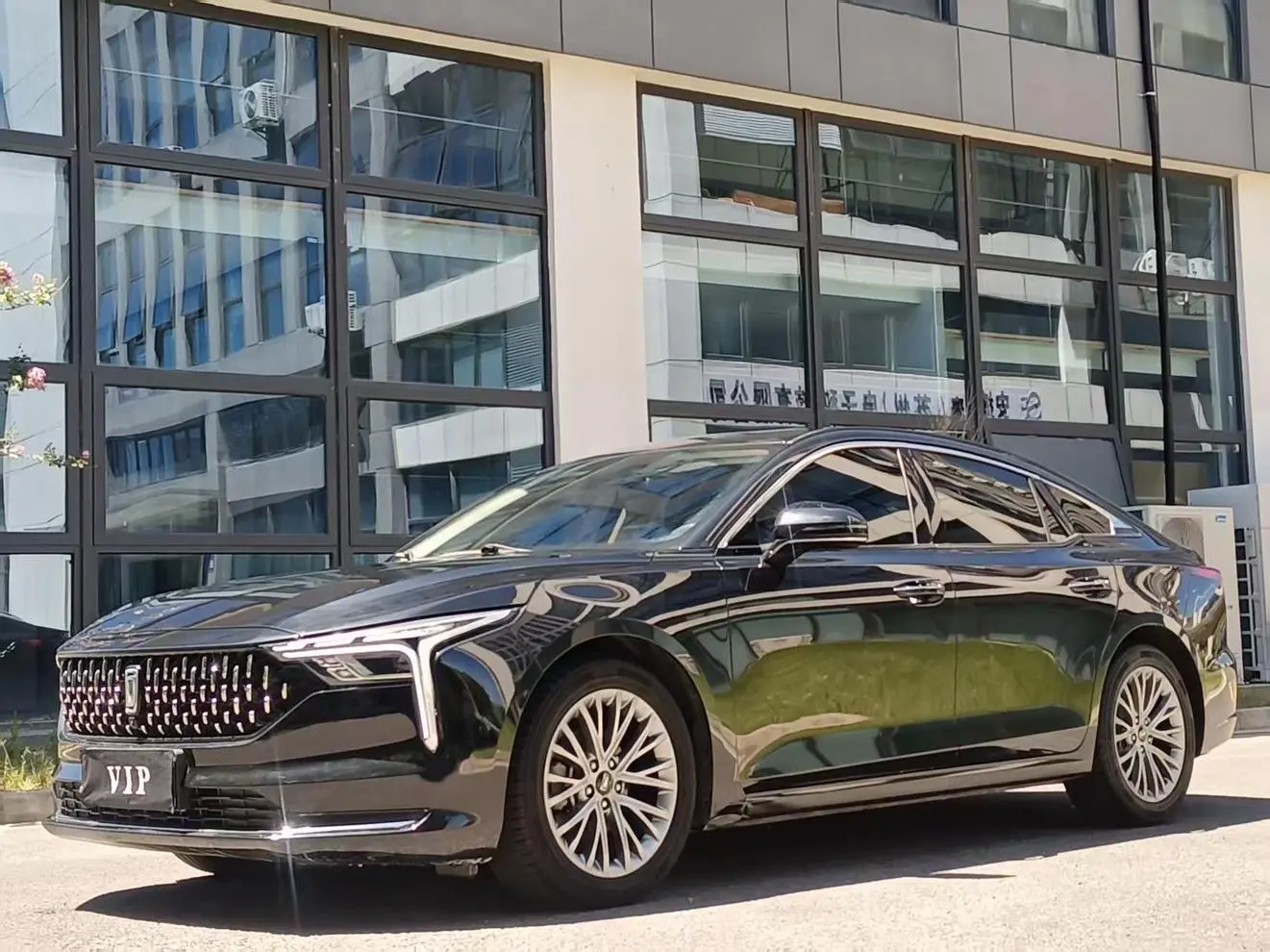 FAW Bestune B70 (Besturn B70)  из Китая