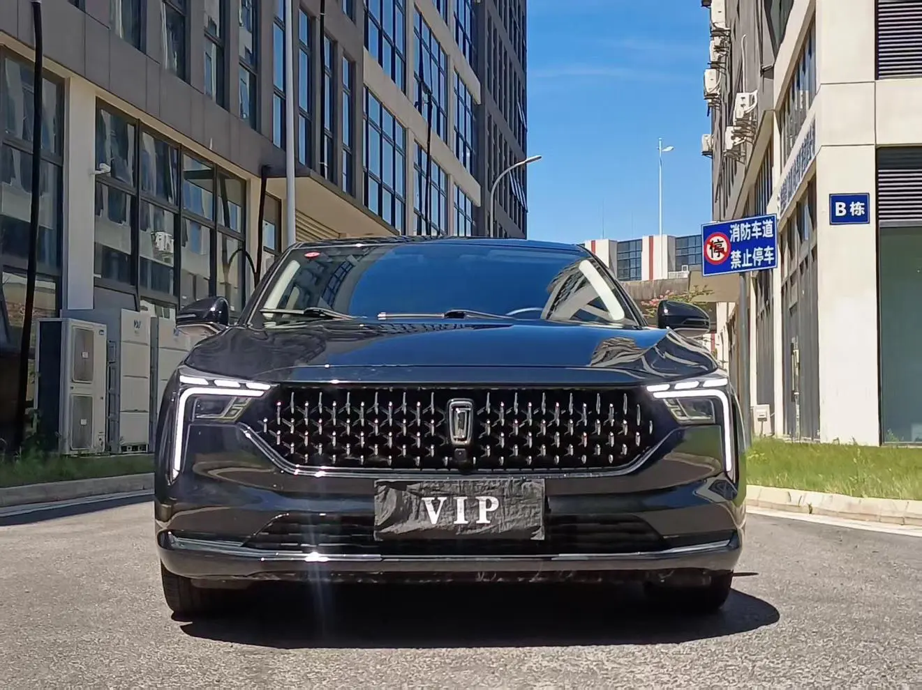 FAW Bestune B70 (Besturn B70)  из Китая