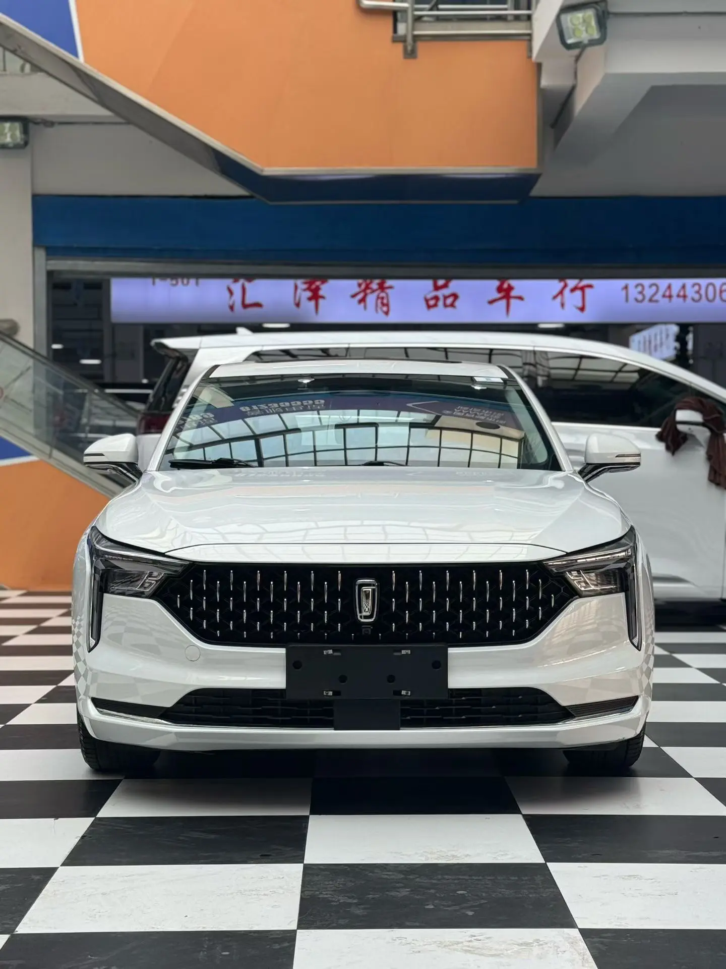 FAW Bestune B70 (Besturn B70)  из Китая