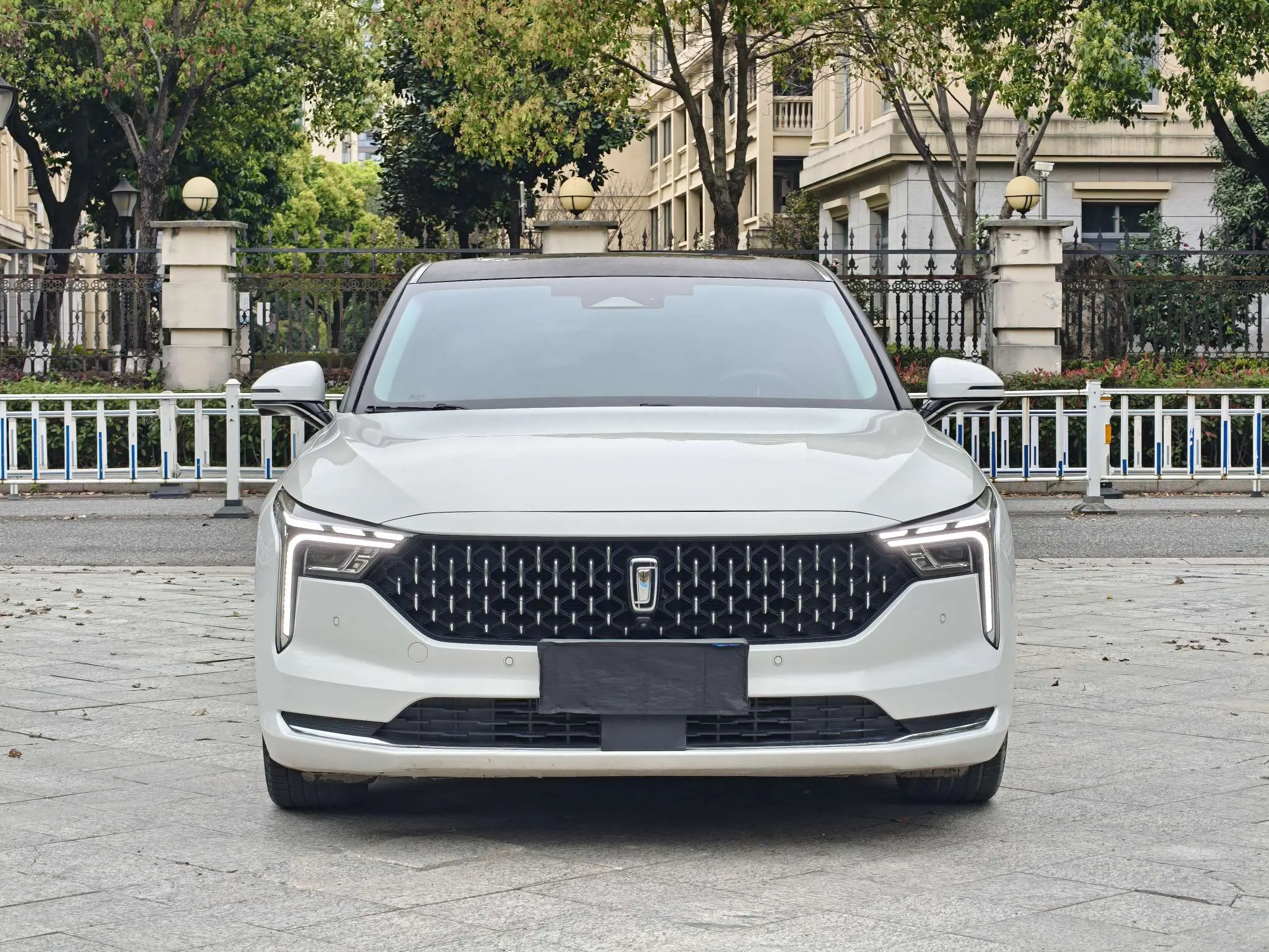 FAW Bestune B70 (Besturn B70)  из Китая