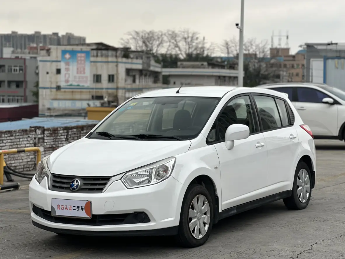 Kai Chen Venucia R50