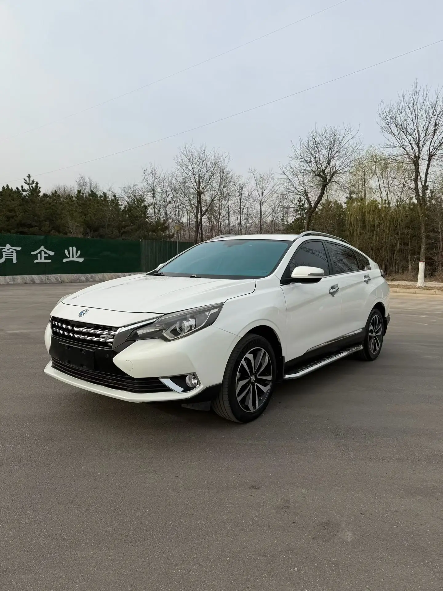 Kai Chen Venucia T90