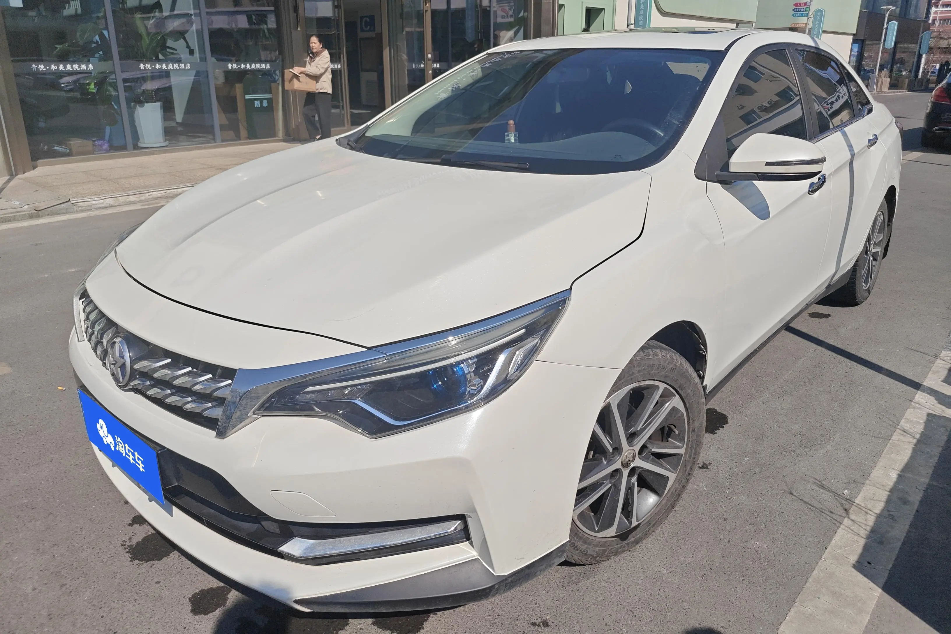 Kai Chen Venucia D60