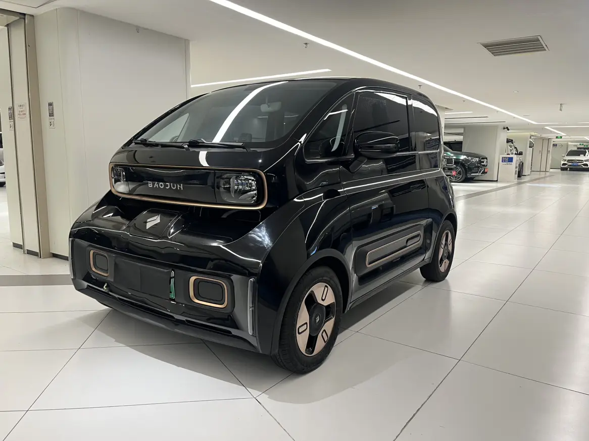 Baojun KiWi EV  из Китая
