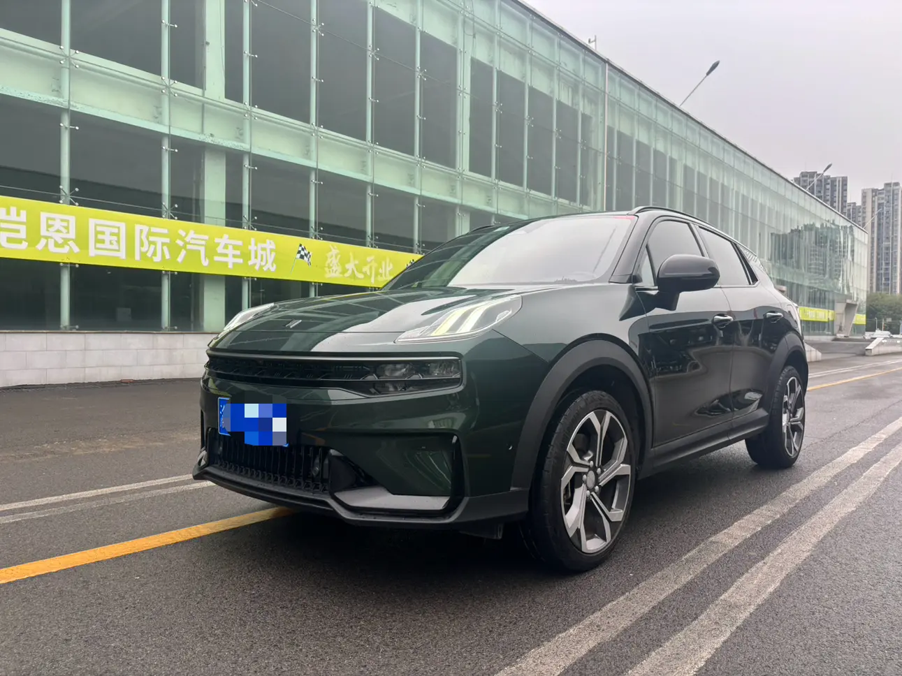 Lynk & Co 06