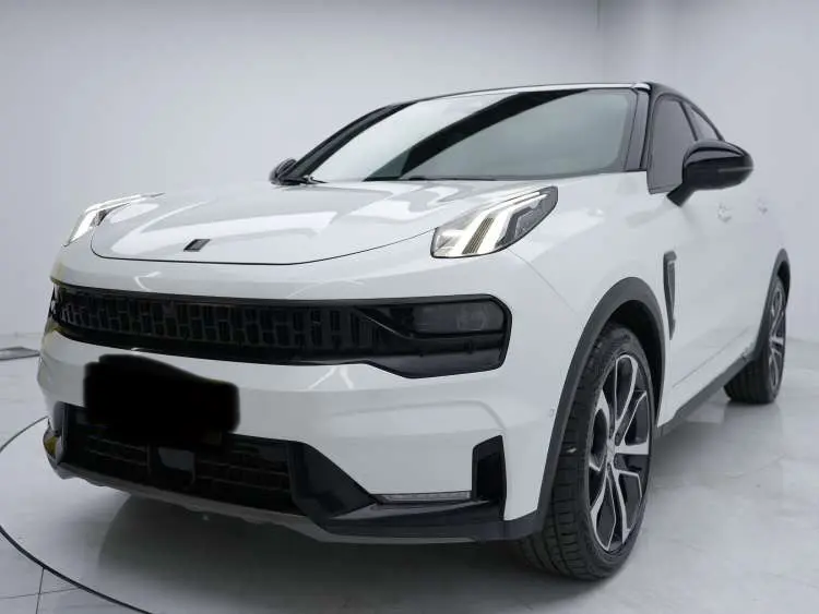 Lynk & Co 05