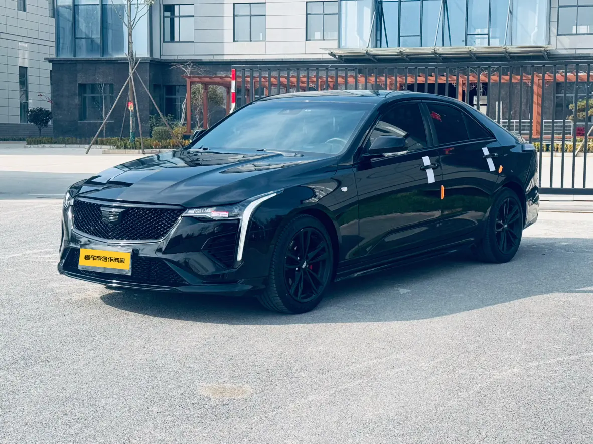 Cadillac CT4