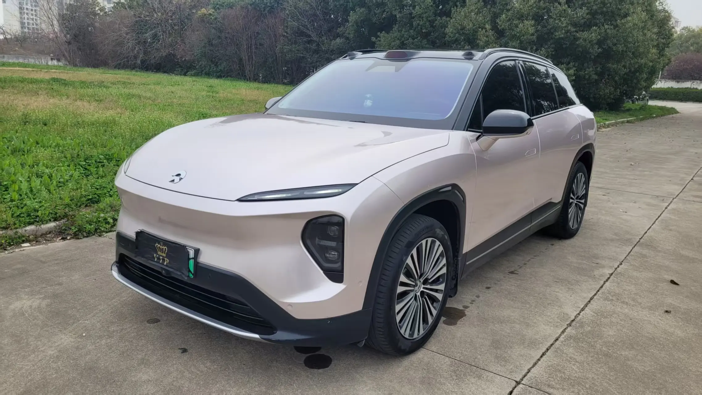 NIO ES7