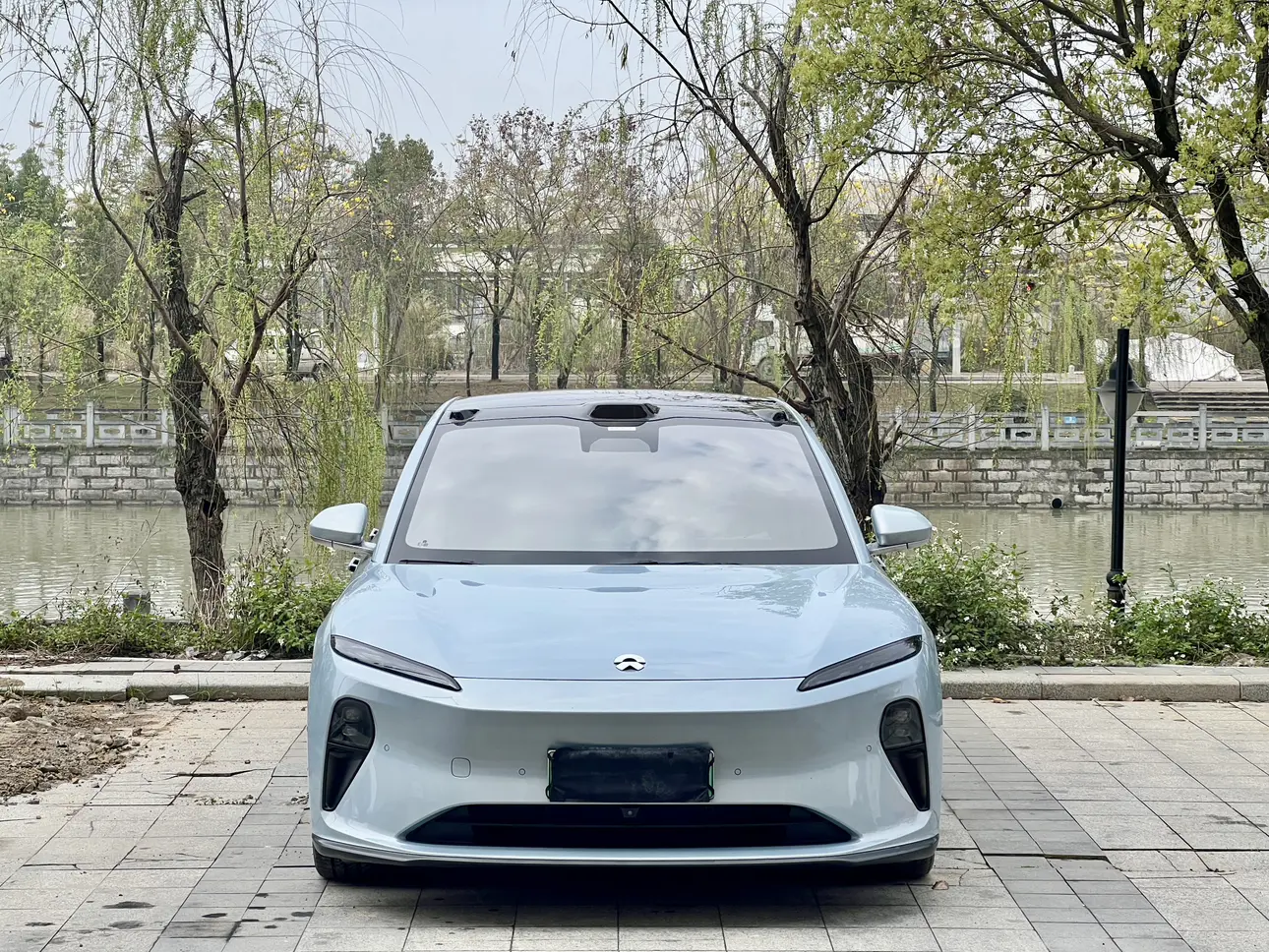 NIO ET5