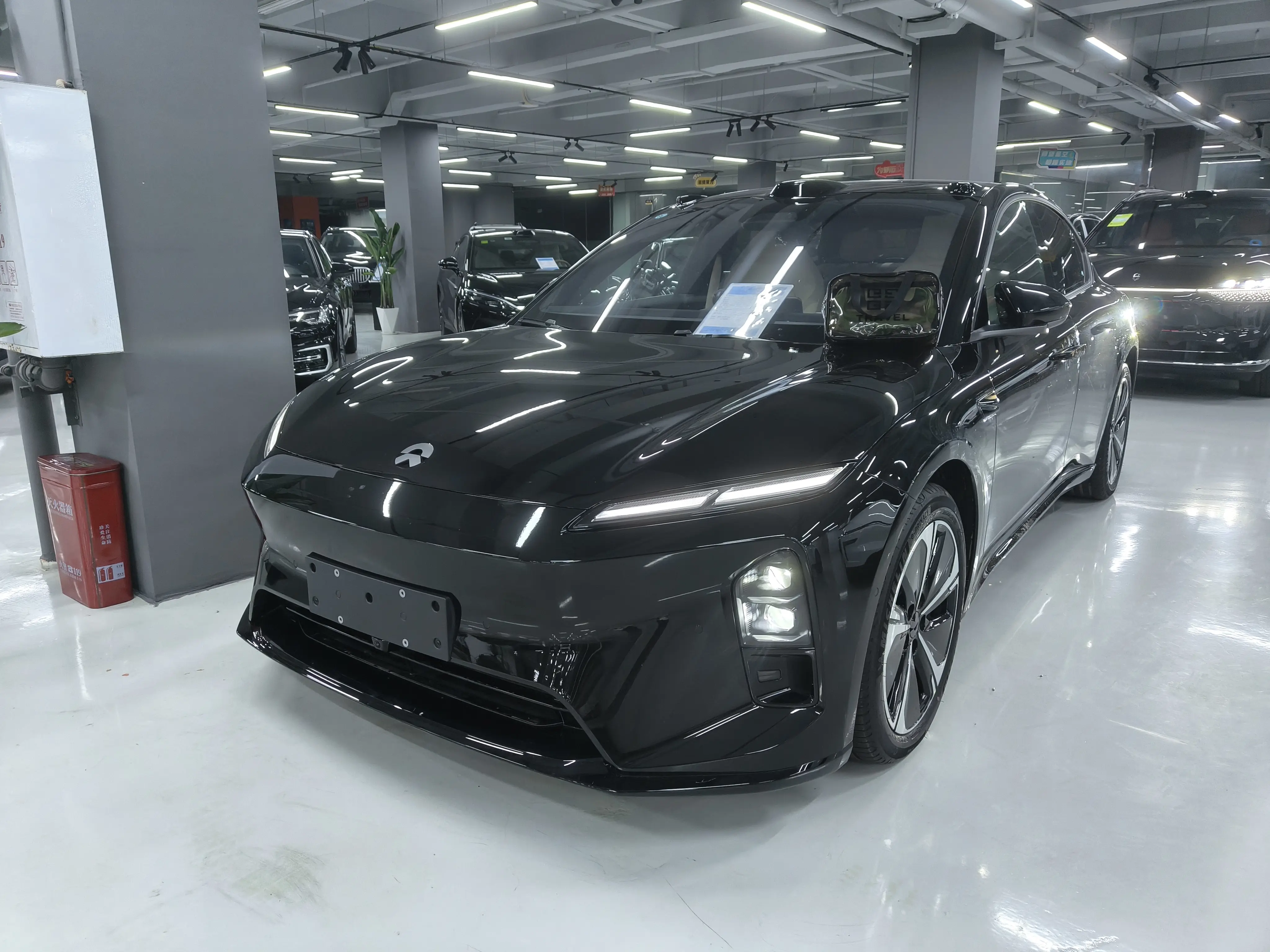 NIO ET5