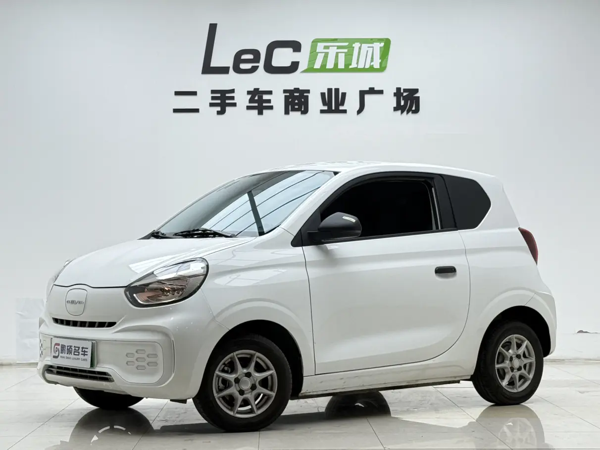 Roewe CLEVER  из Китая