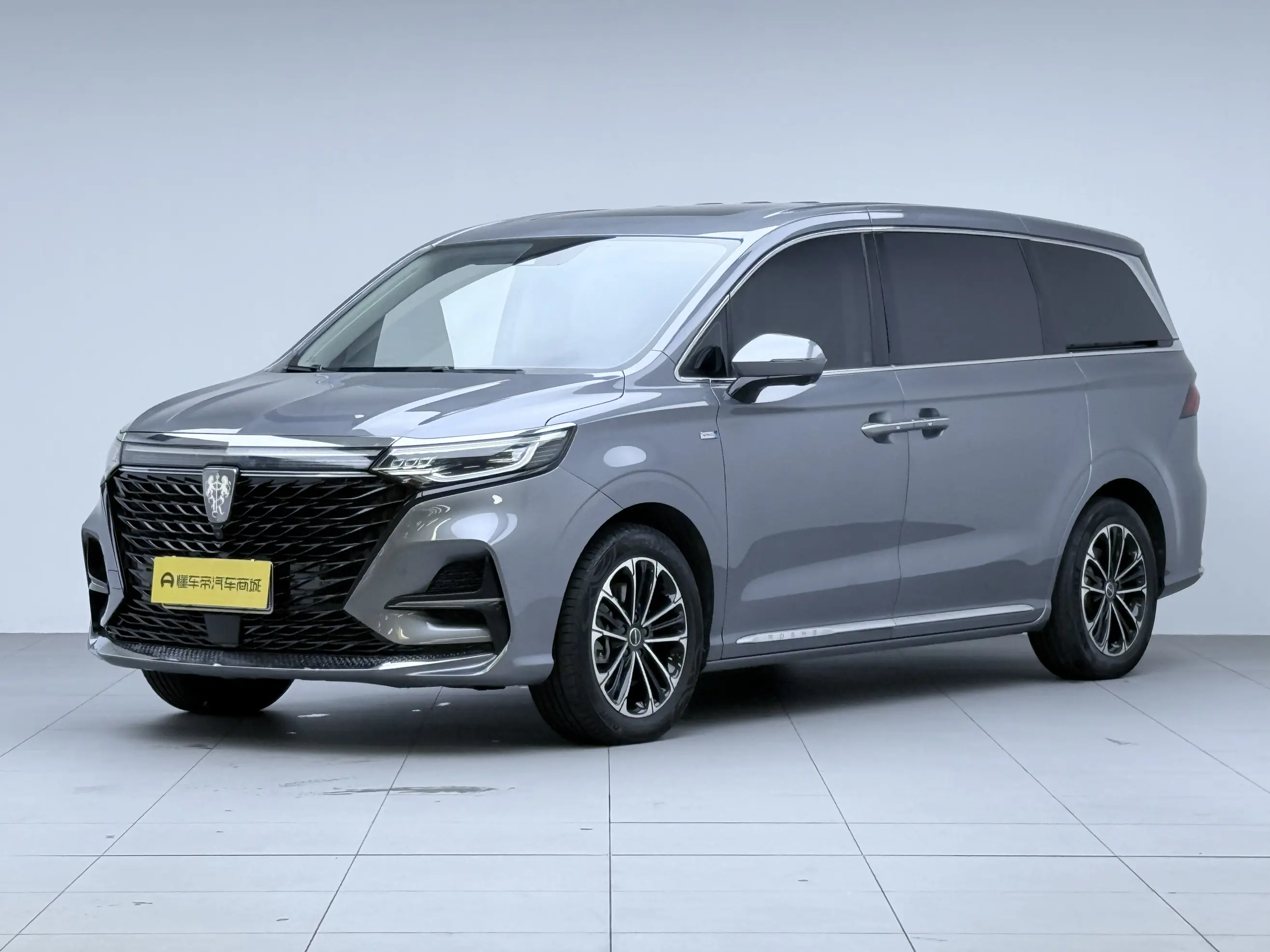 Roewe iMAX8