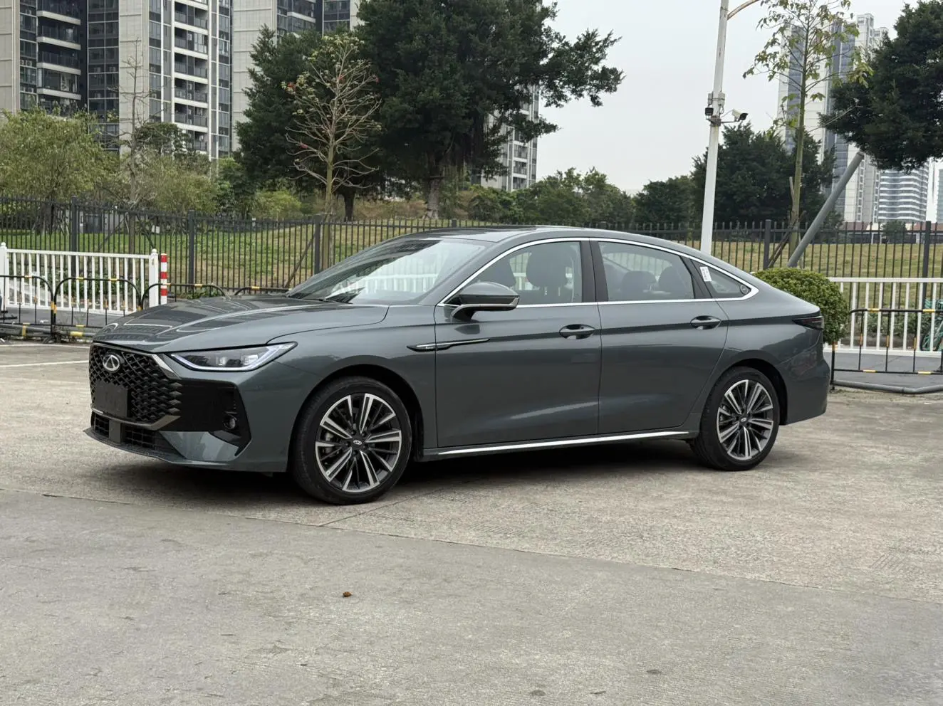 Chery Arrizo 8 PRO  из Китая