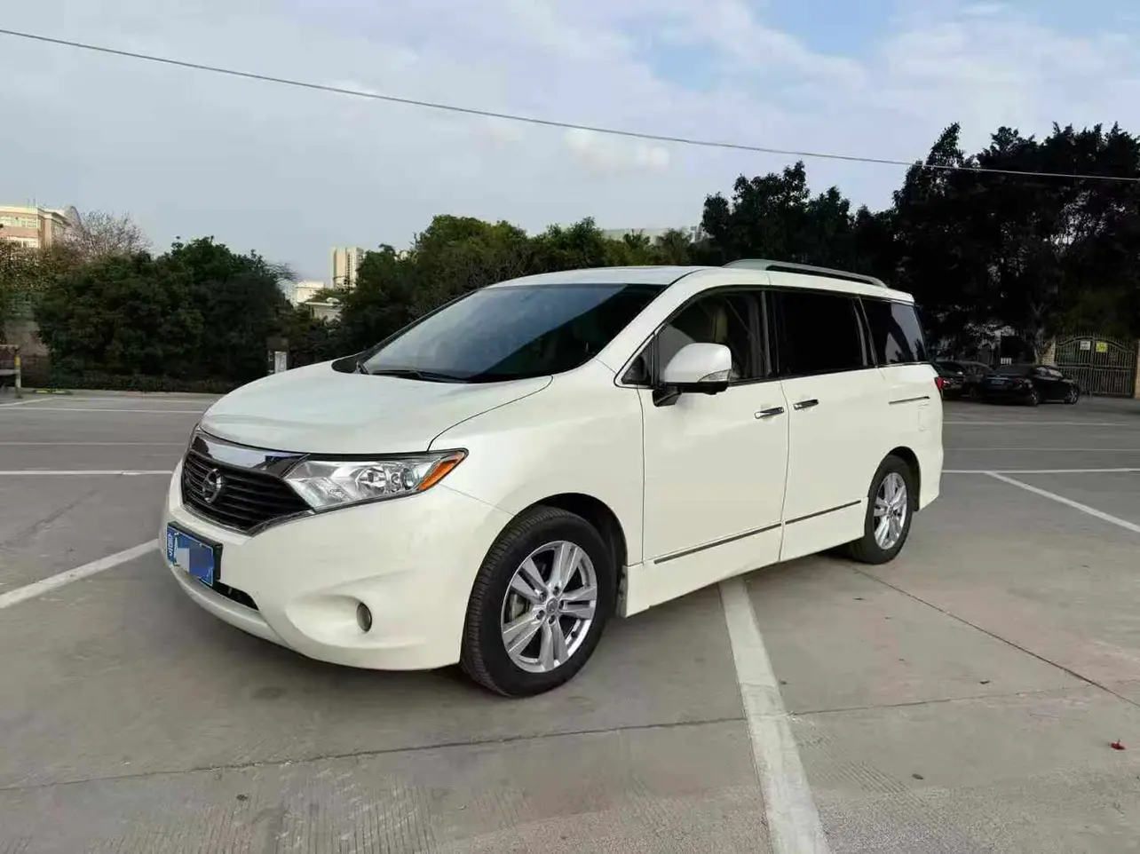Nissan Nobleman