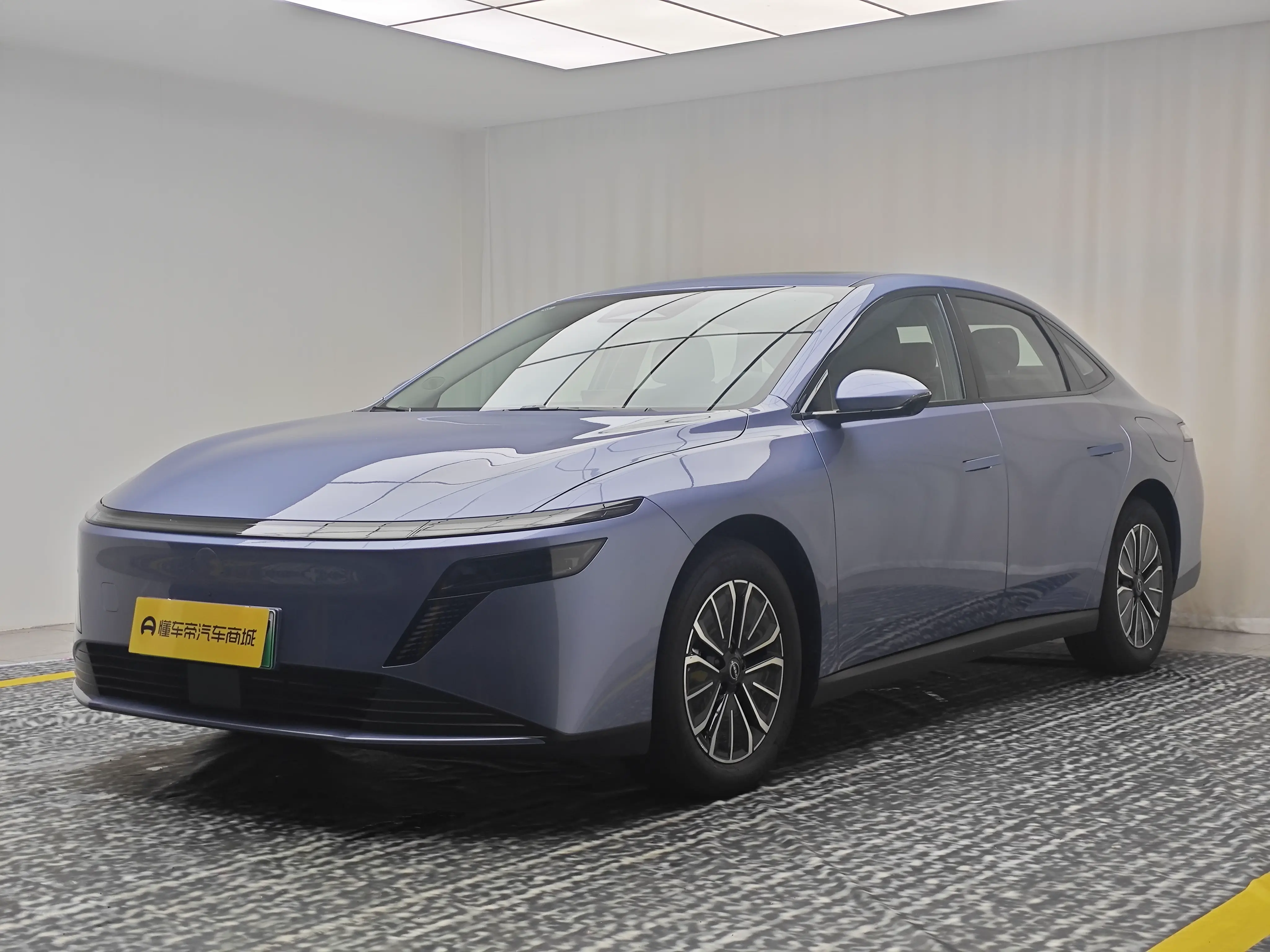 Nissan N6