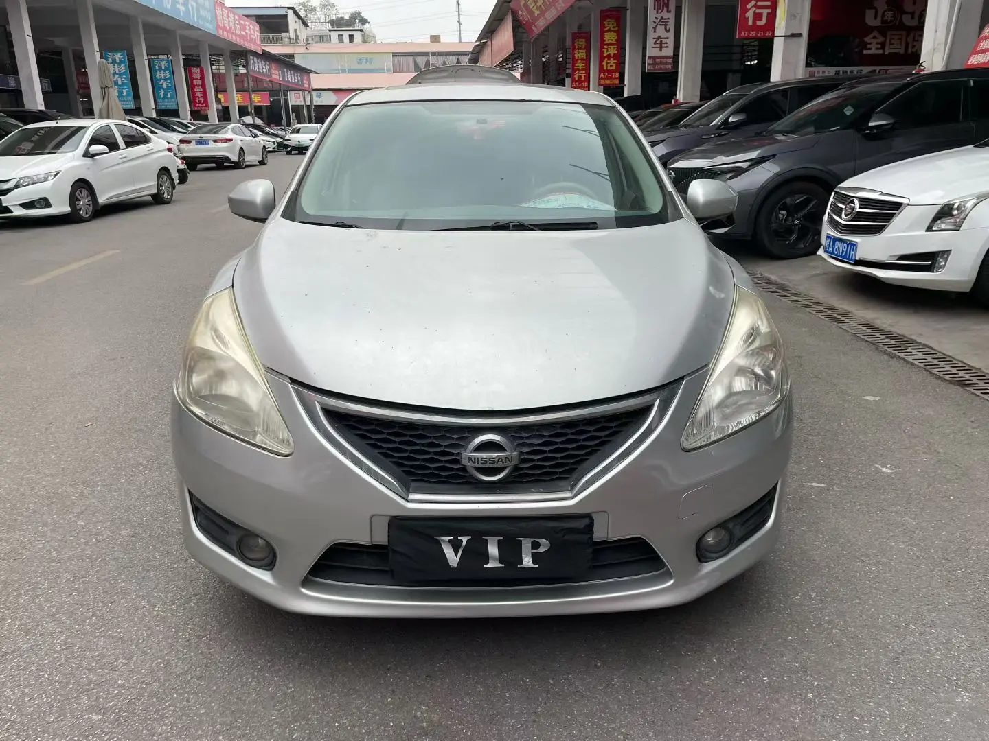 Nissan Tiida  из Китая