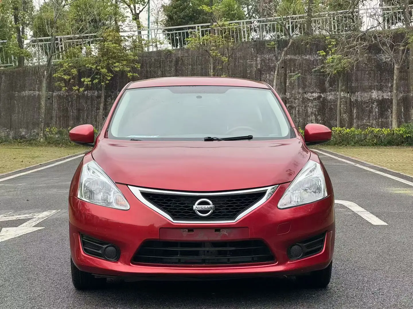 Nissan Tiida  из Китая