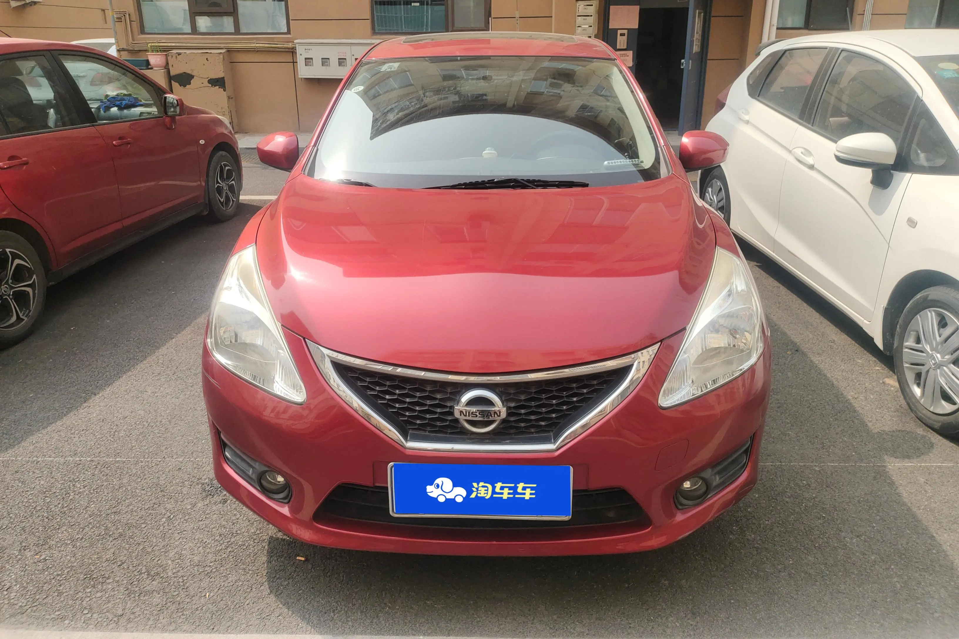 Nissan Tiida  из Китая