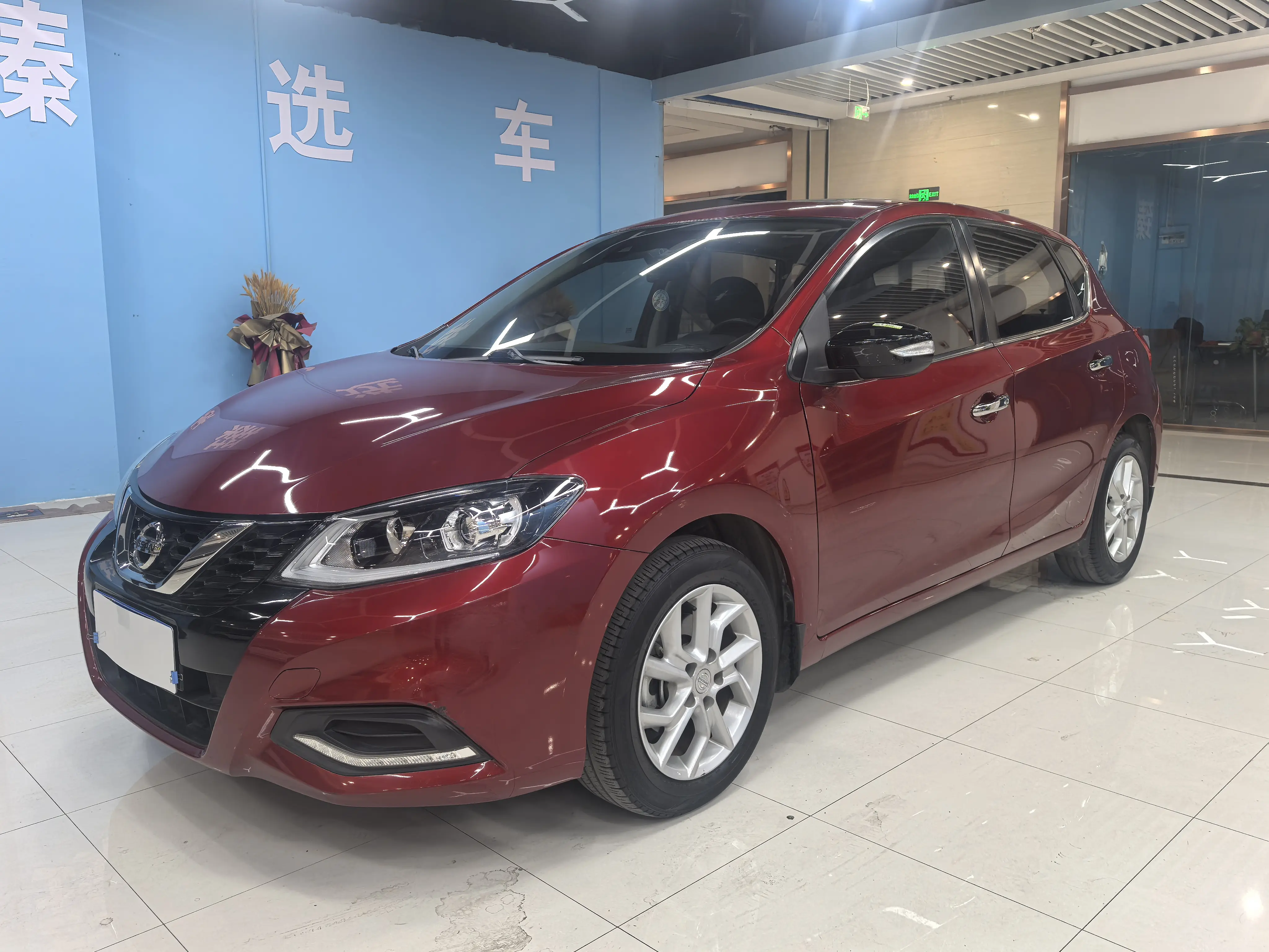 Nissan Tiida  из Китая