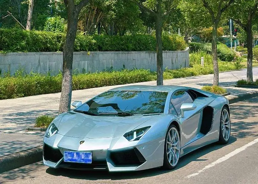 Lamborghini Aventador