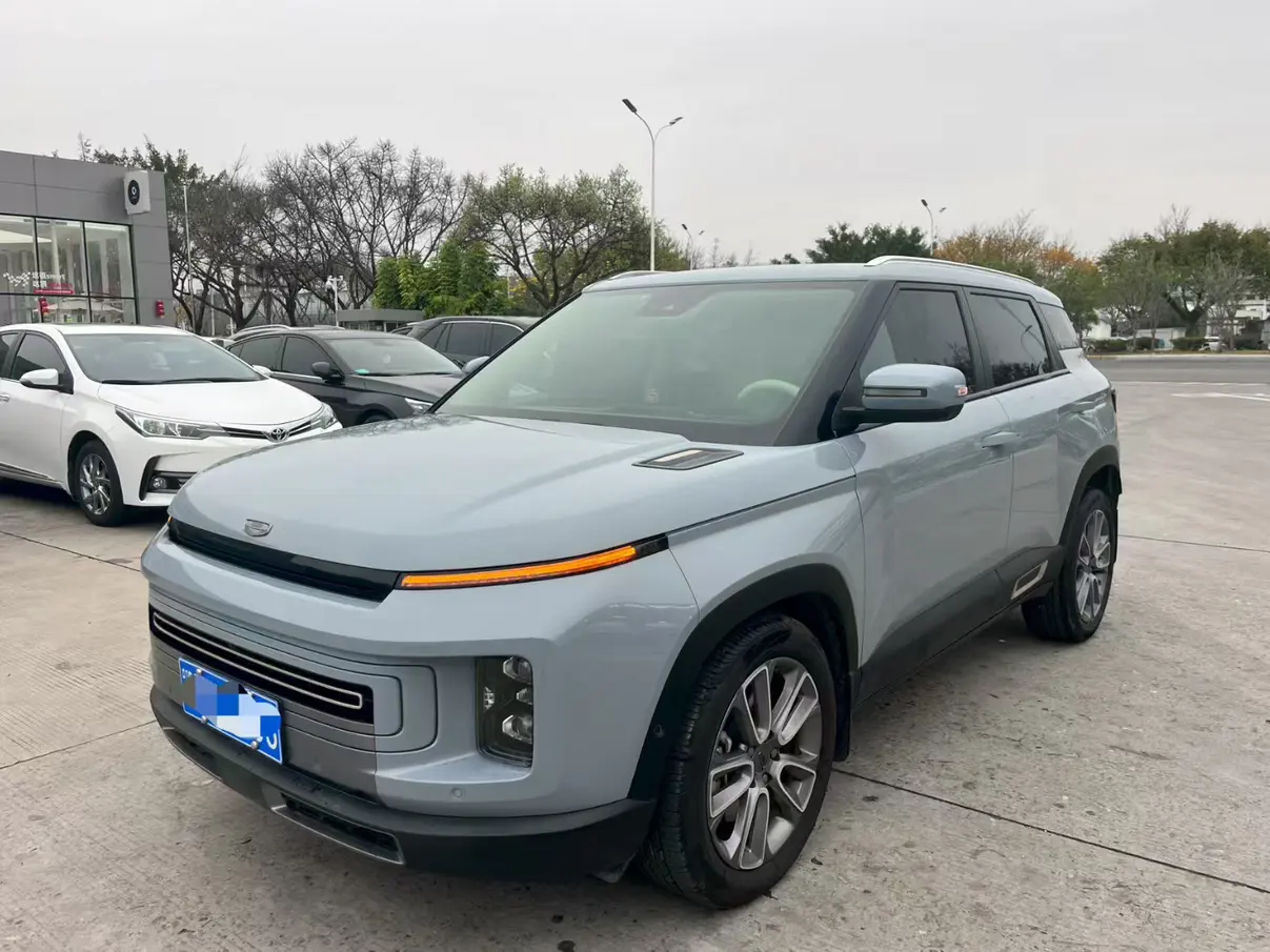 Geely ICON