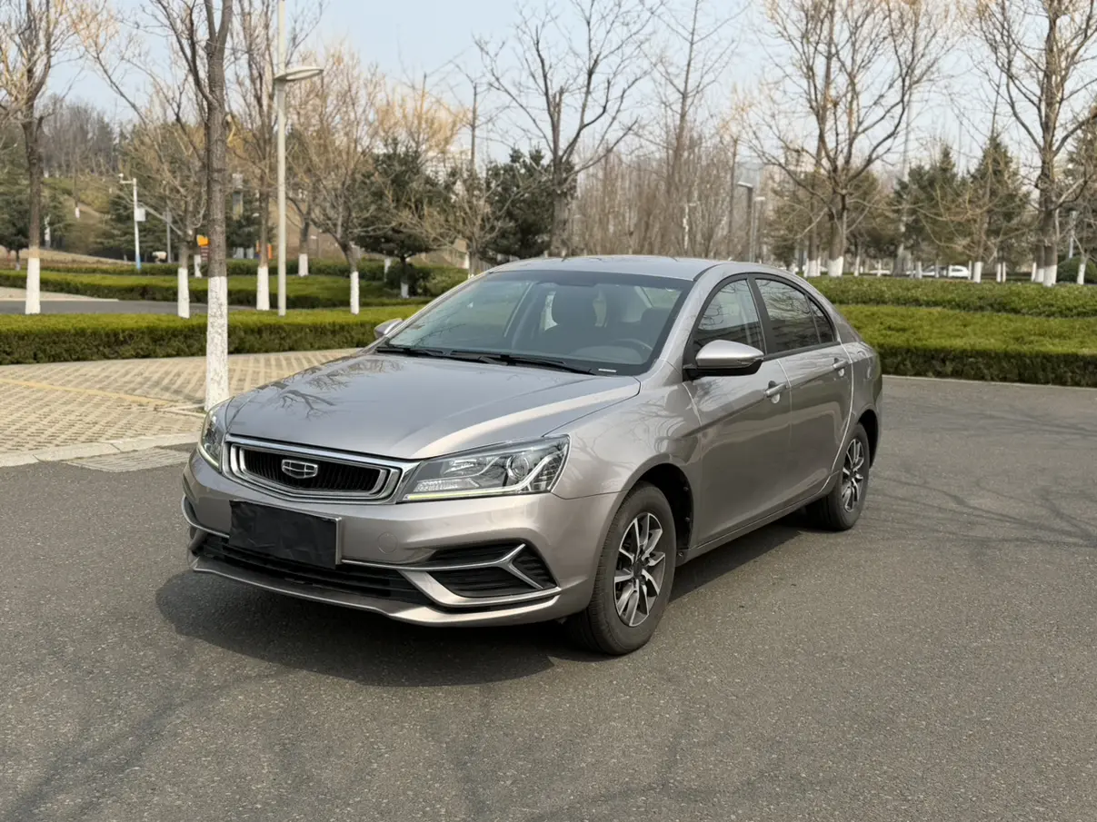 Geely Emgrand  из Китая