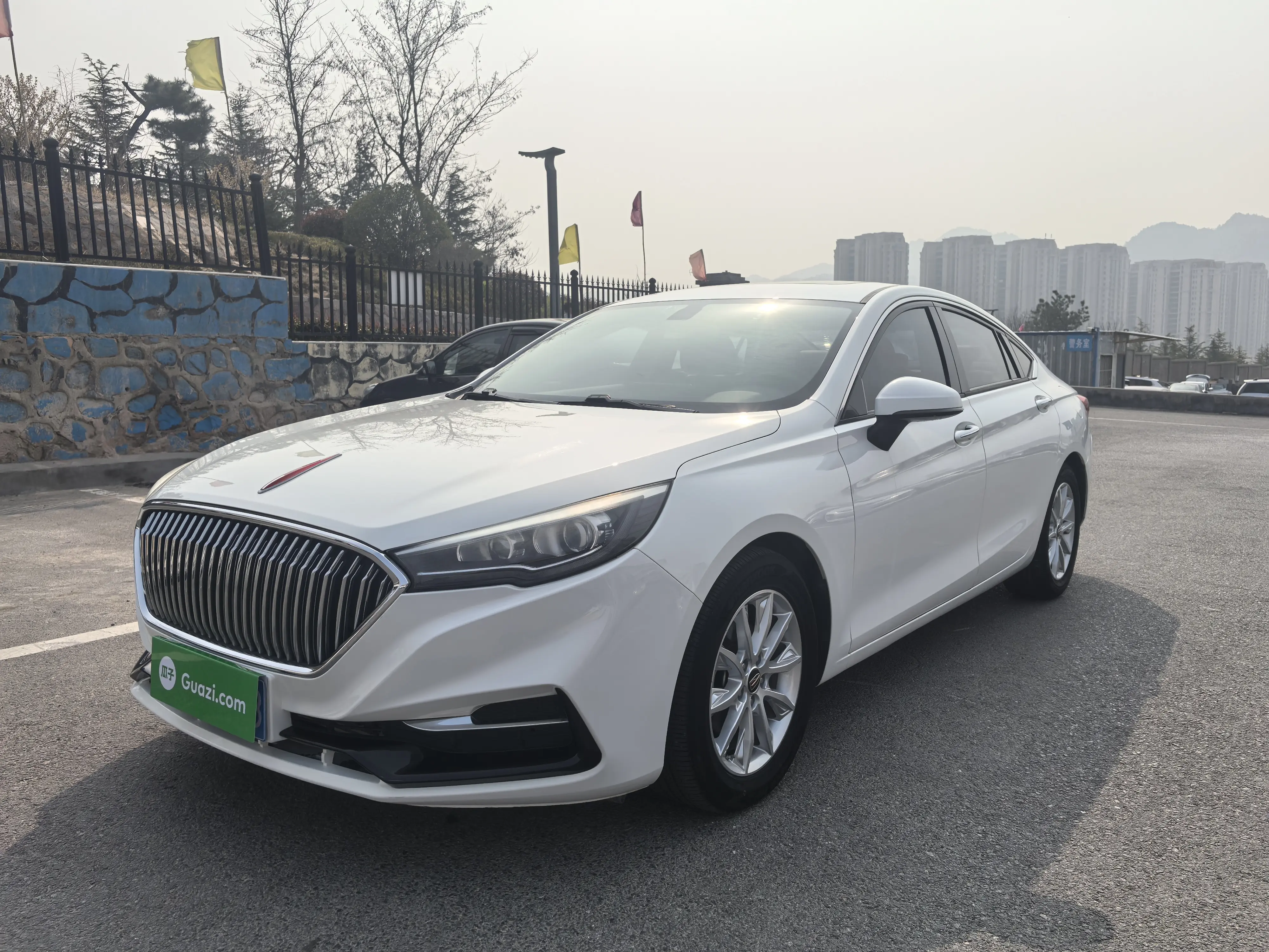 Hongqi H5 classic