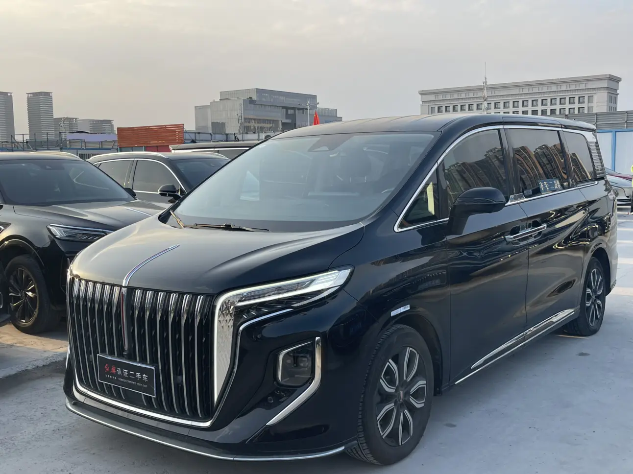 Hongqi HQ9