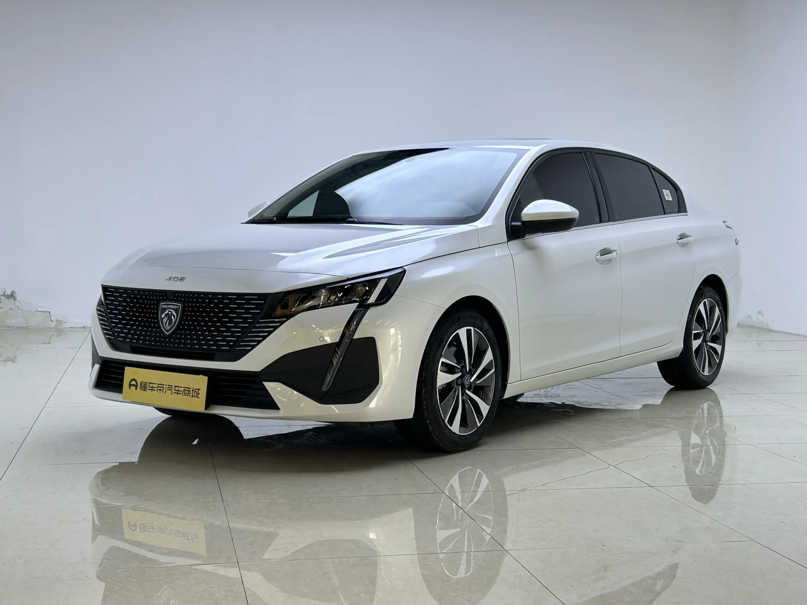Peugeot 408