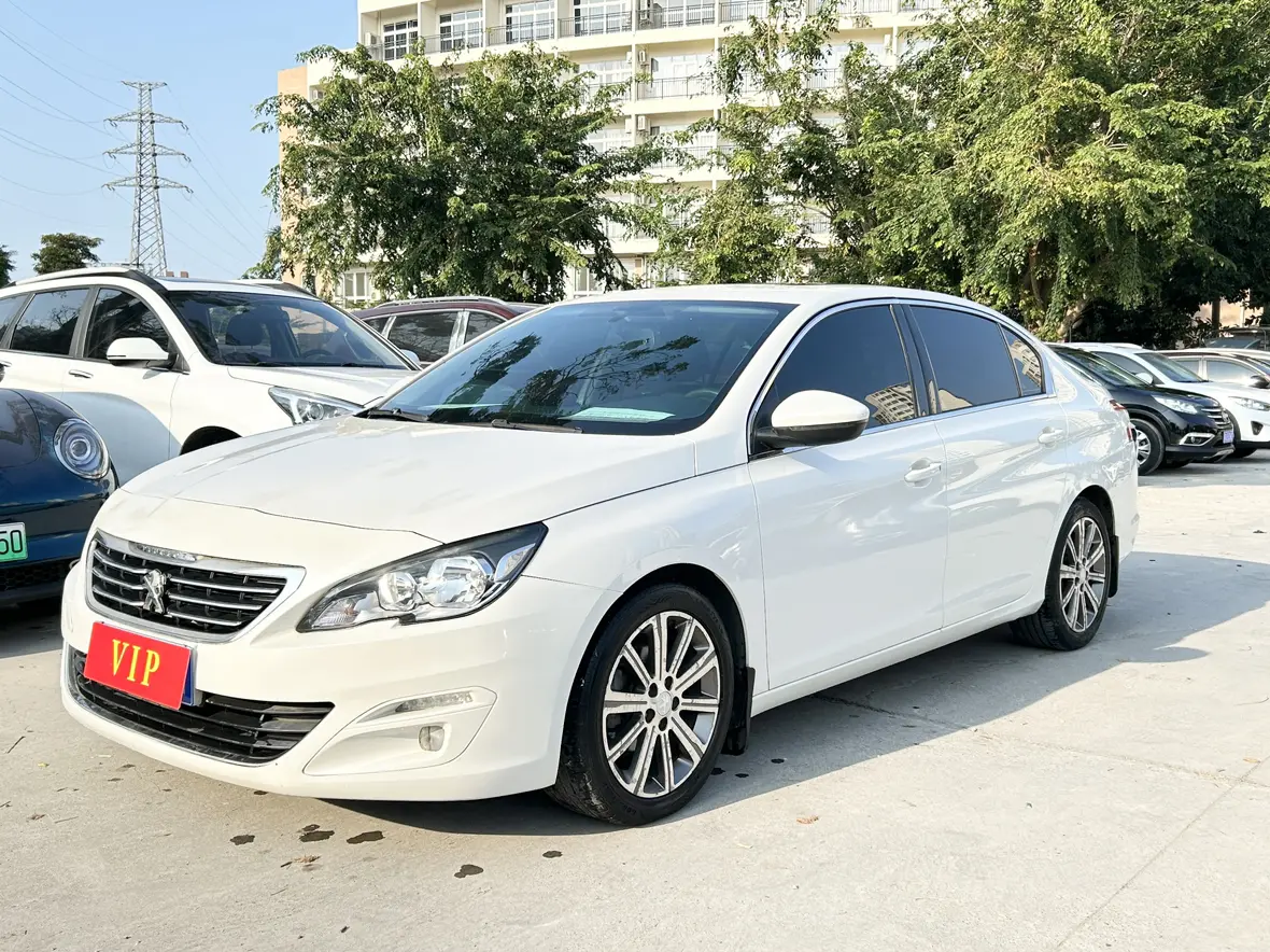 Peugeot 408