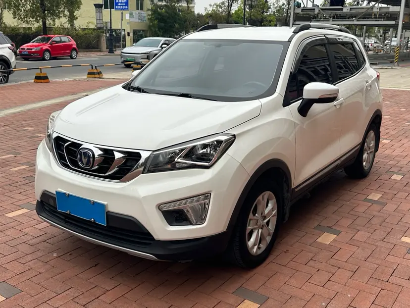 Changan CS15