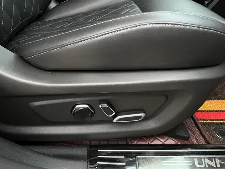 catalog-car-25
