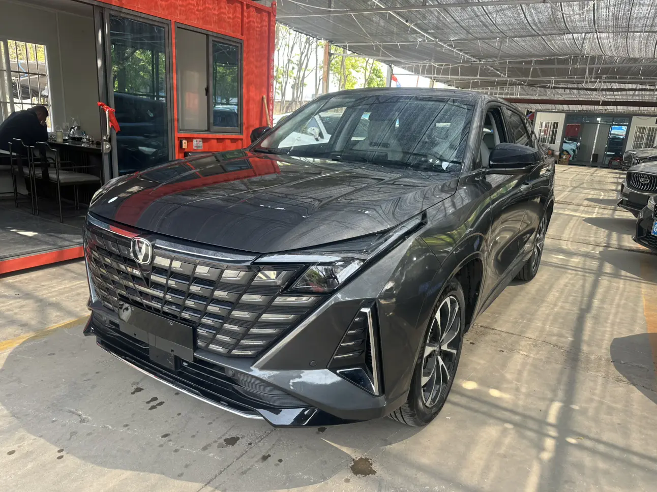 Changan UNI-Z PHEV  из Китая