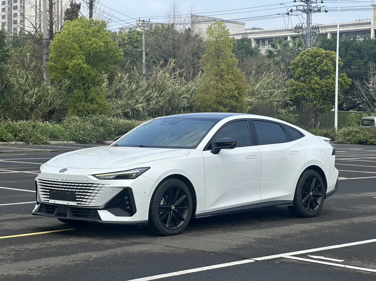 Changan UNI-V  из Китая