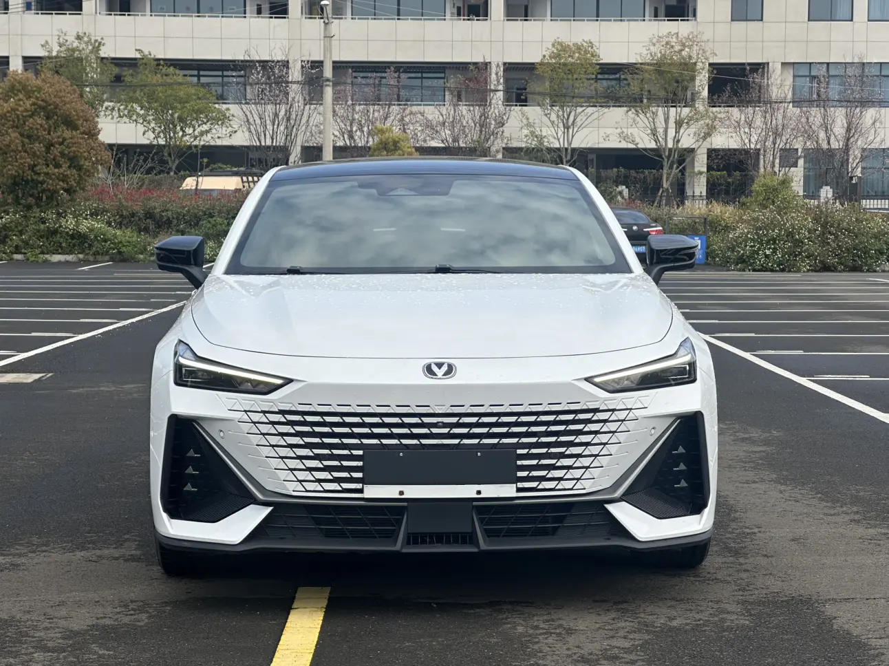 Changan UNI-V  из Китая