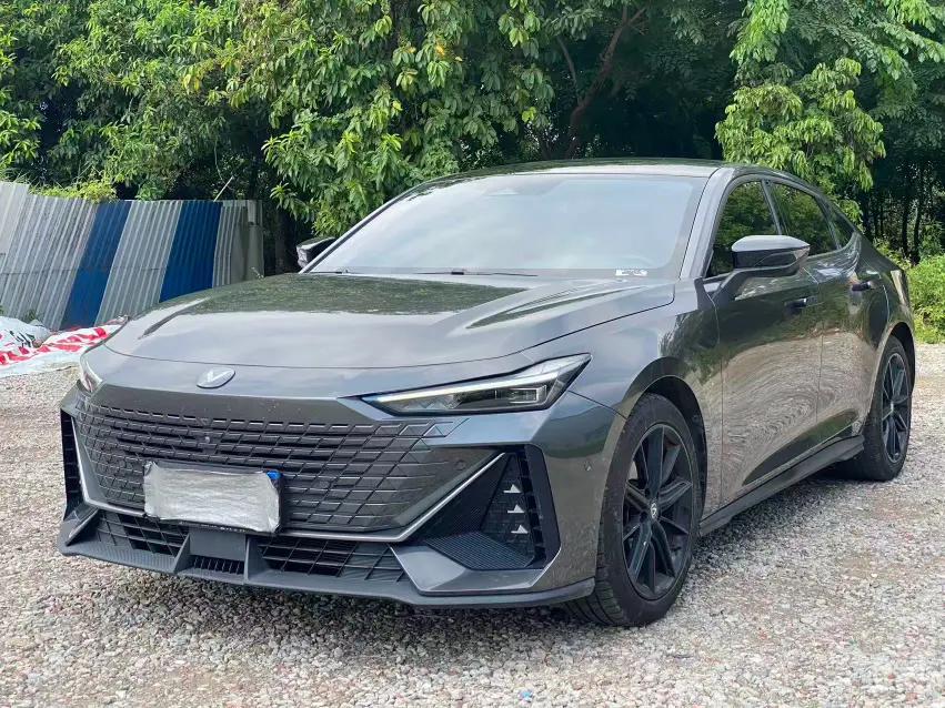 Changan UNI-V  из Китая