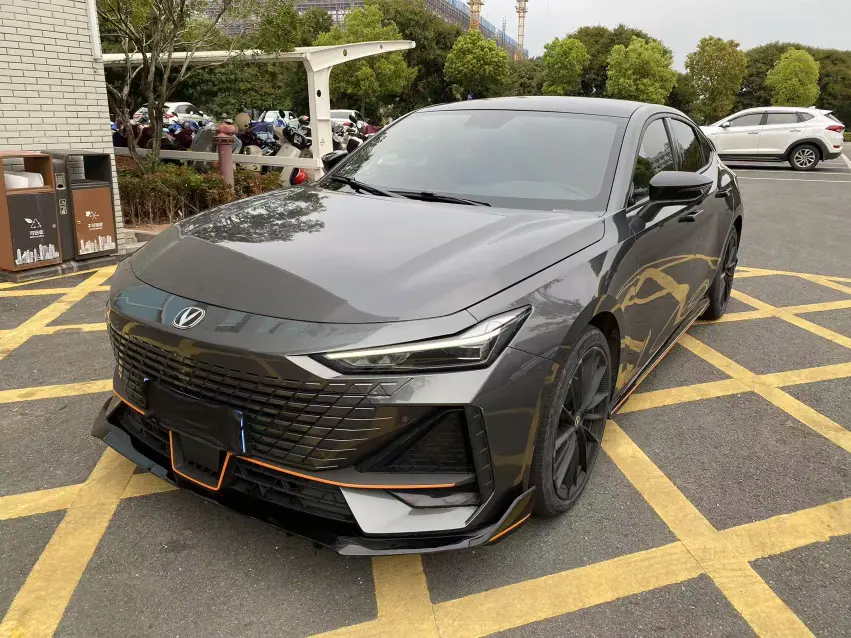 Changan UNI-V  из Китая