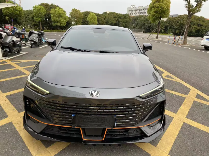 Changan UNI-V  из Китая