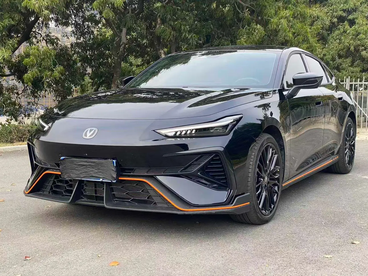 Changan UNI-V  из Китая