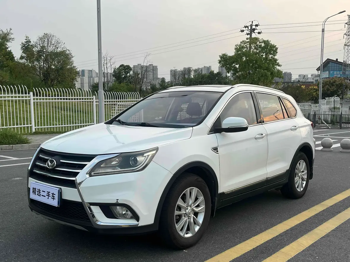 BAIC Magic S6