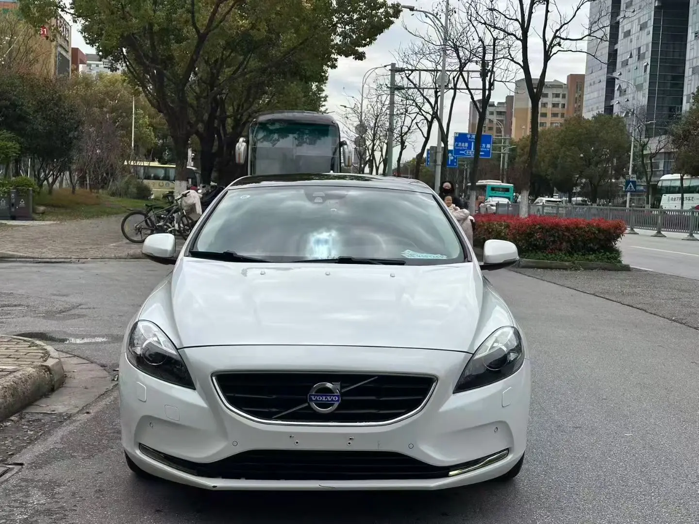 Volvo V40  из Китая