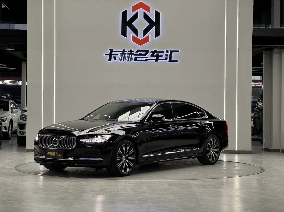 Volvo S90