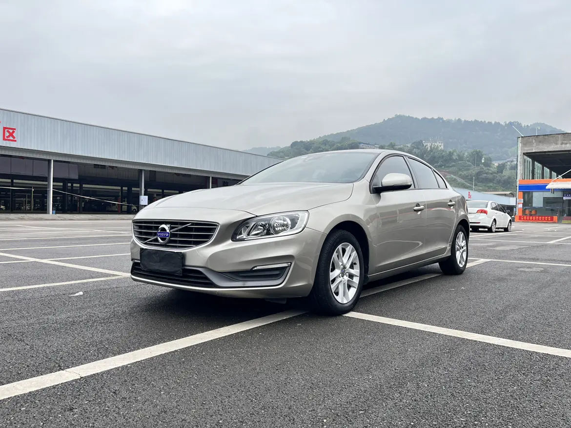 Volvo S60