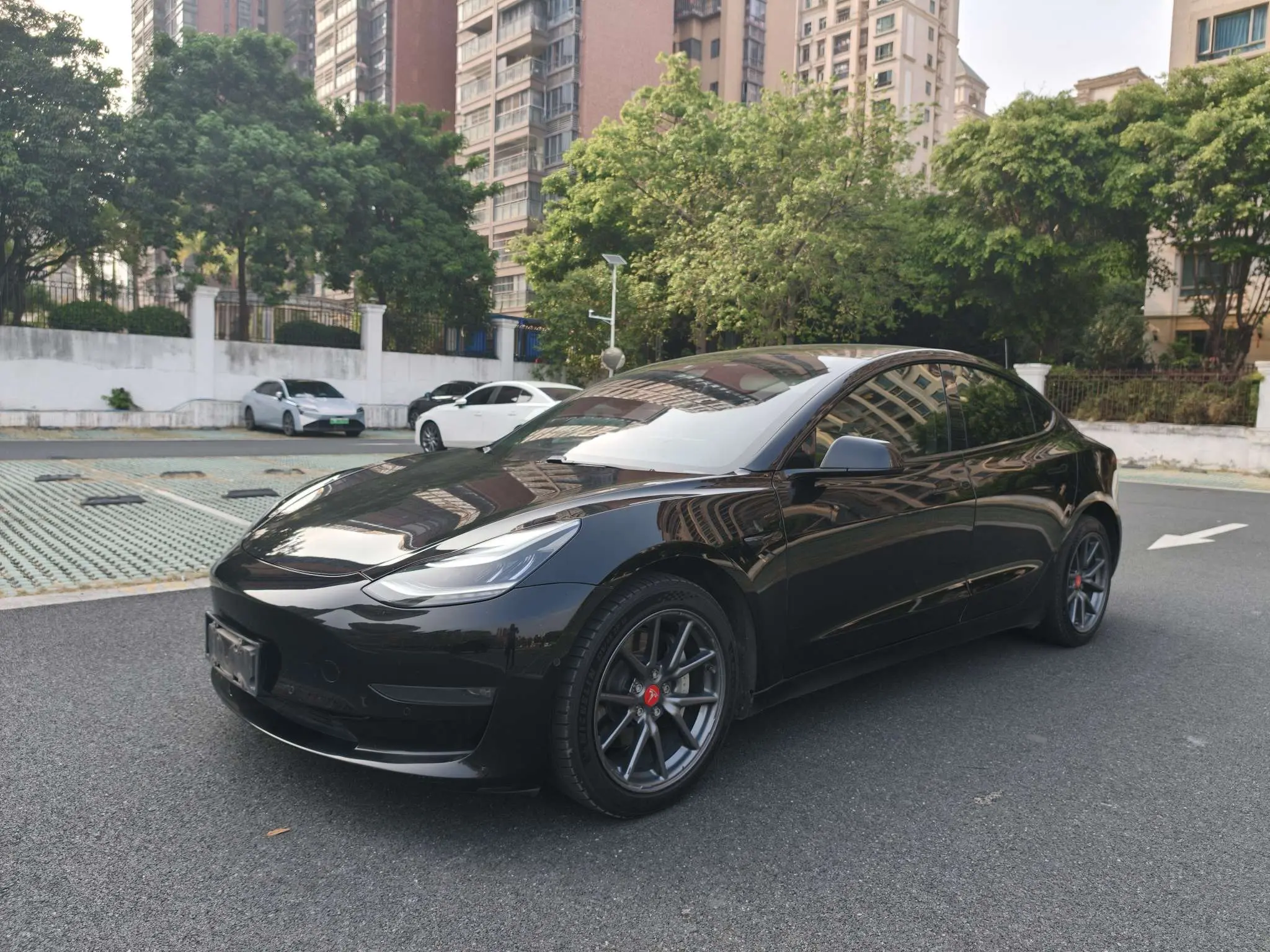 Tesla Model 3  из Китая