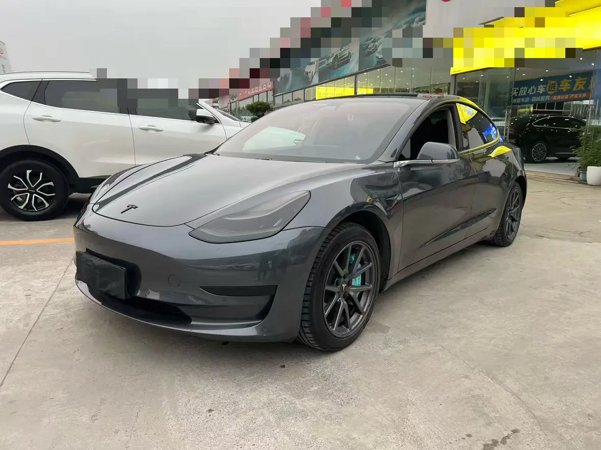Tesla Model 3  из Китая