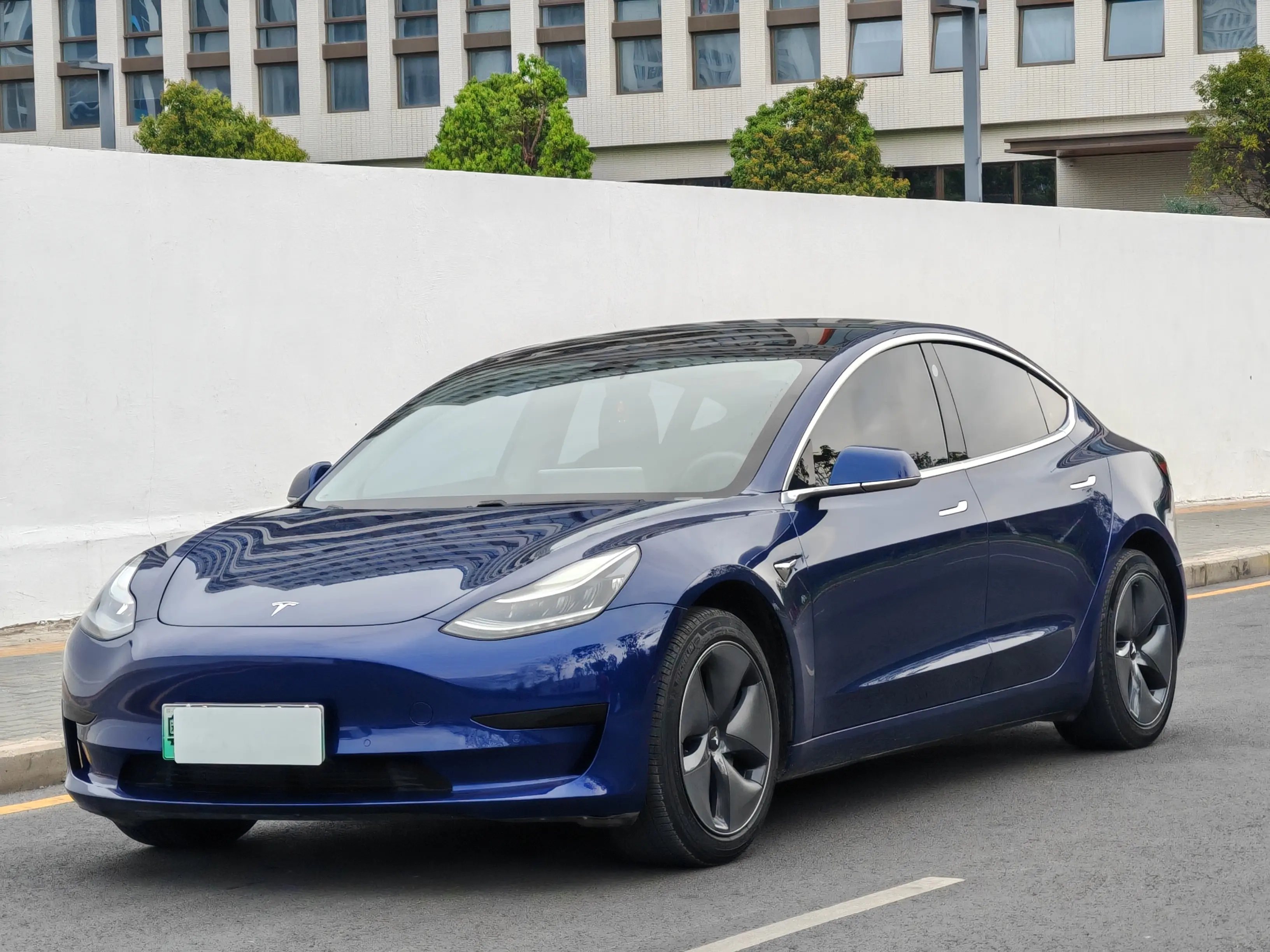 Tesla Model 3  из Китая