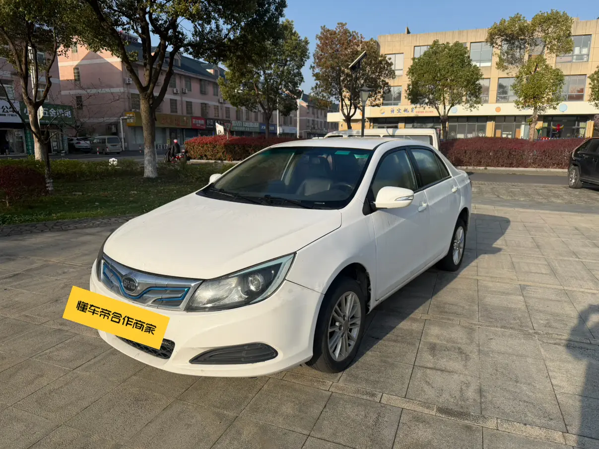 BYD e5  из Китая
