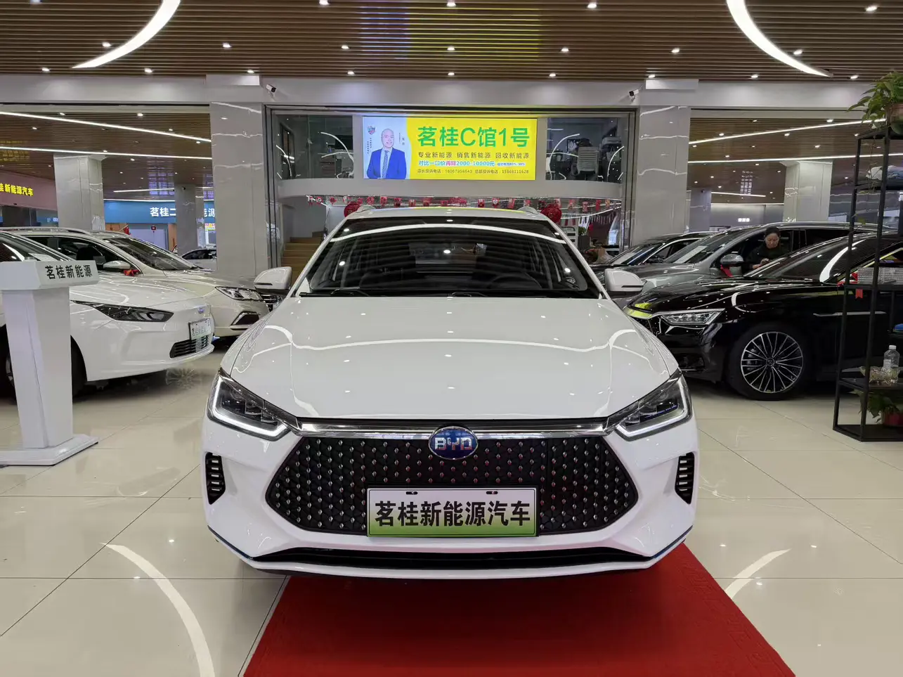 BYD e2  из Китая