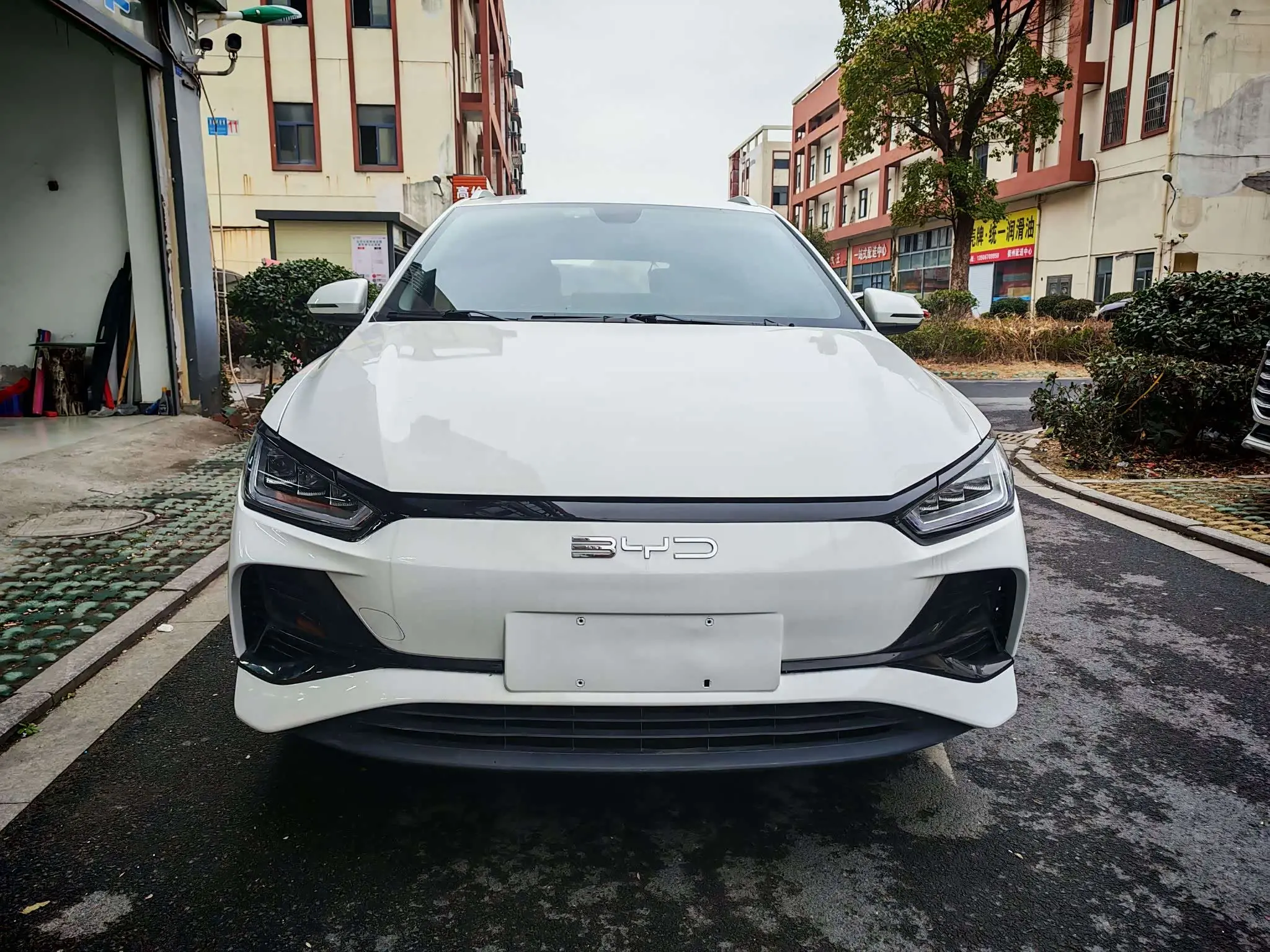 BYD e2  из Китая